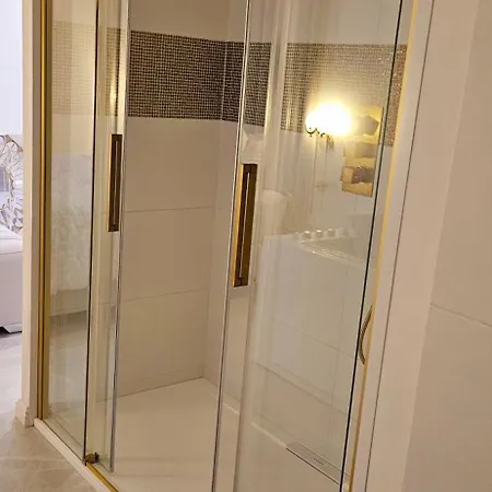 Douceur Doree Apartment