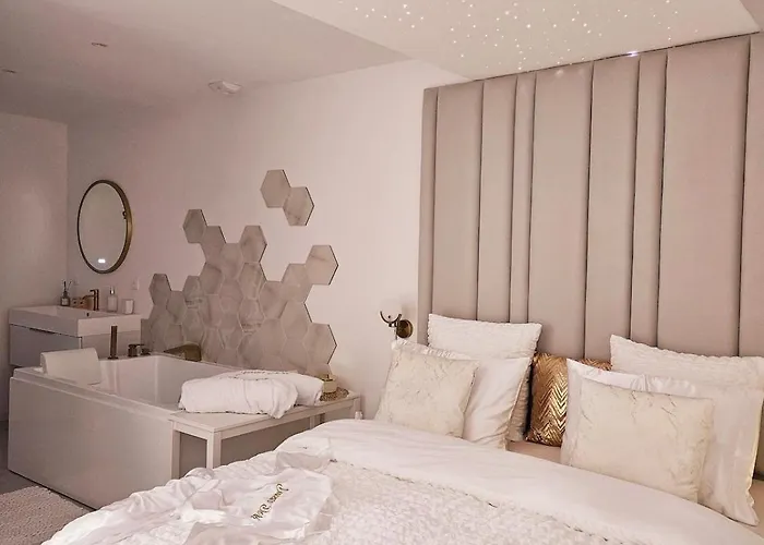 Douceur Doree Apartment